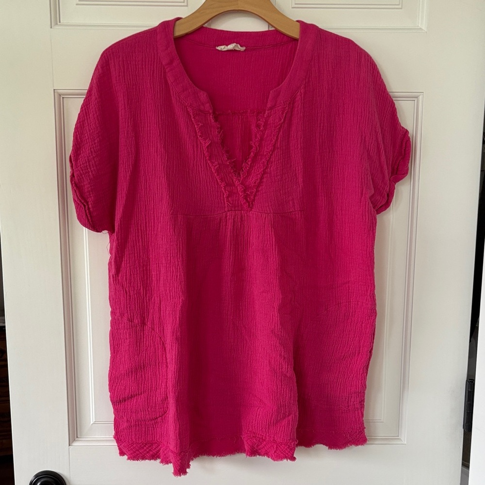 entro Hot Pink Short Sleeve Gauze Tunic with Ruffle V-Neck